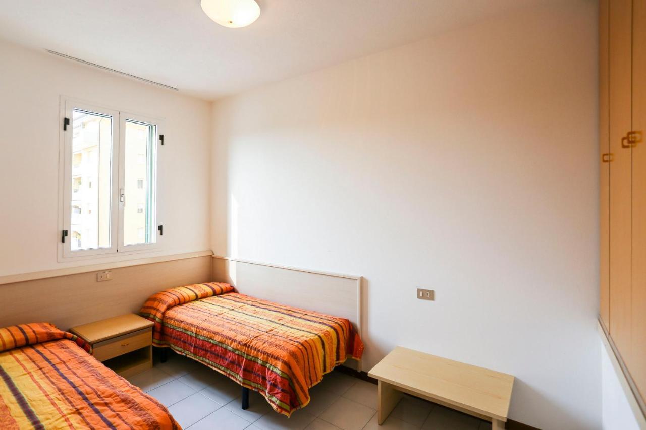 Villaggio Luna Due Каорле Экстерьер фото